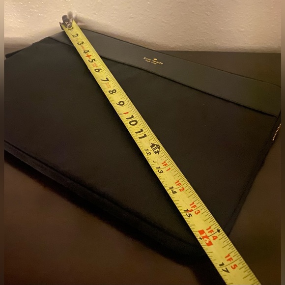 Kate Spade Black Solid 16” Universal Laptop Slim Sleeve - Picture 5 of 6